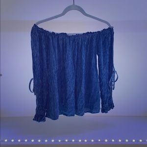 Off the shoulder long sleeve blouse